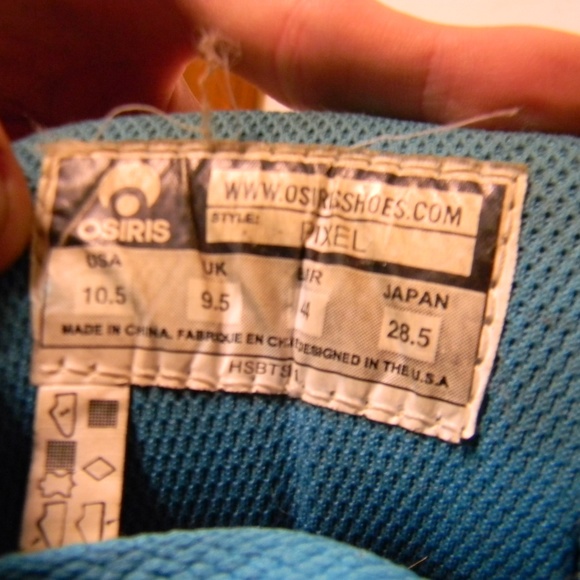 Late 90s Osiris Pixel Shoes - Picture 8 of 8